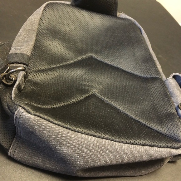 Men's leaped retro messenger bag body bag with adgustbal strap bag in good shape - Picture 2 of 6